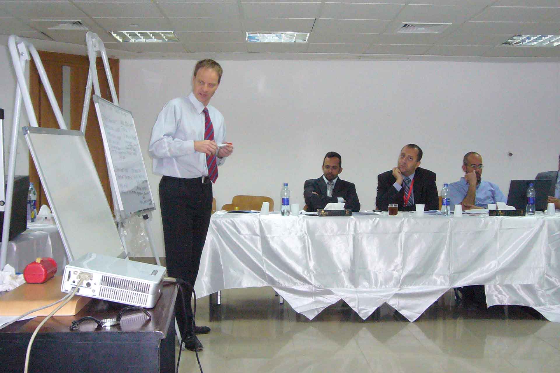 strategy-consultant-2